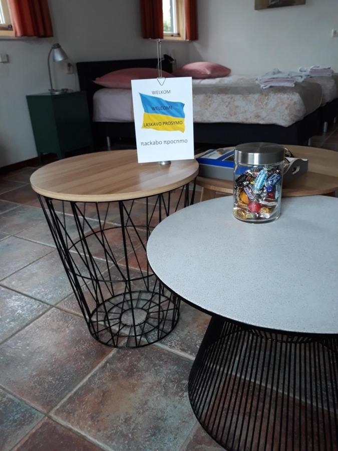 Vakantiehuisje Achter Odiliapeel Zewnętrze zdjęcie
